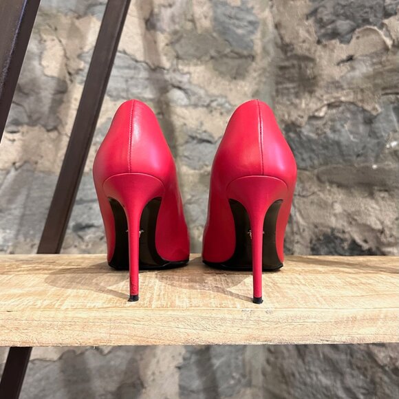 Versace Red Leather Medusa Door Knocker Pumps - Picture 7 of 13